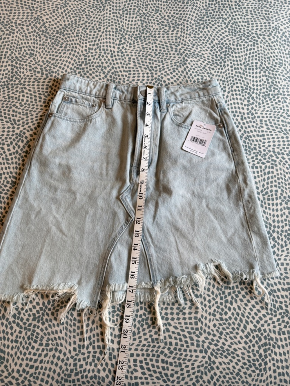Free People | Pale Blue Raw-Hem Denim Mini‎ Skirt *FLAW* - Picture 10 of 14